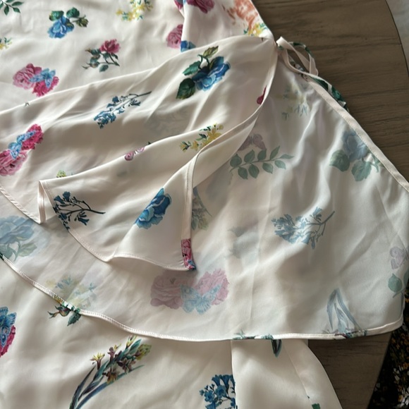 Spring woman dress - Picture 3 of 3